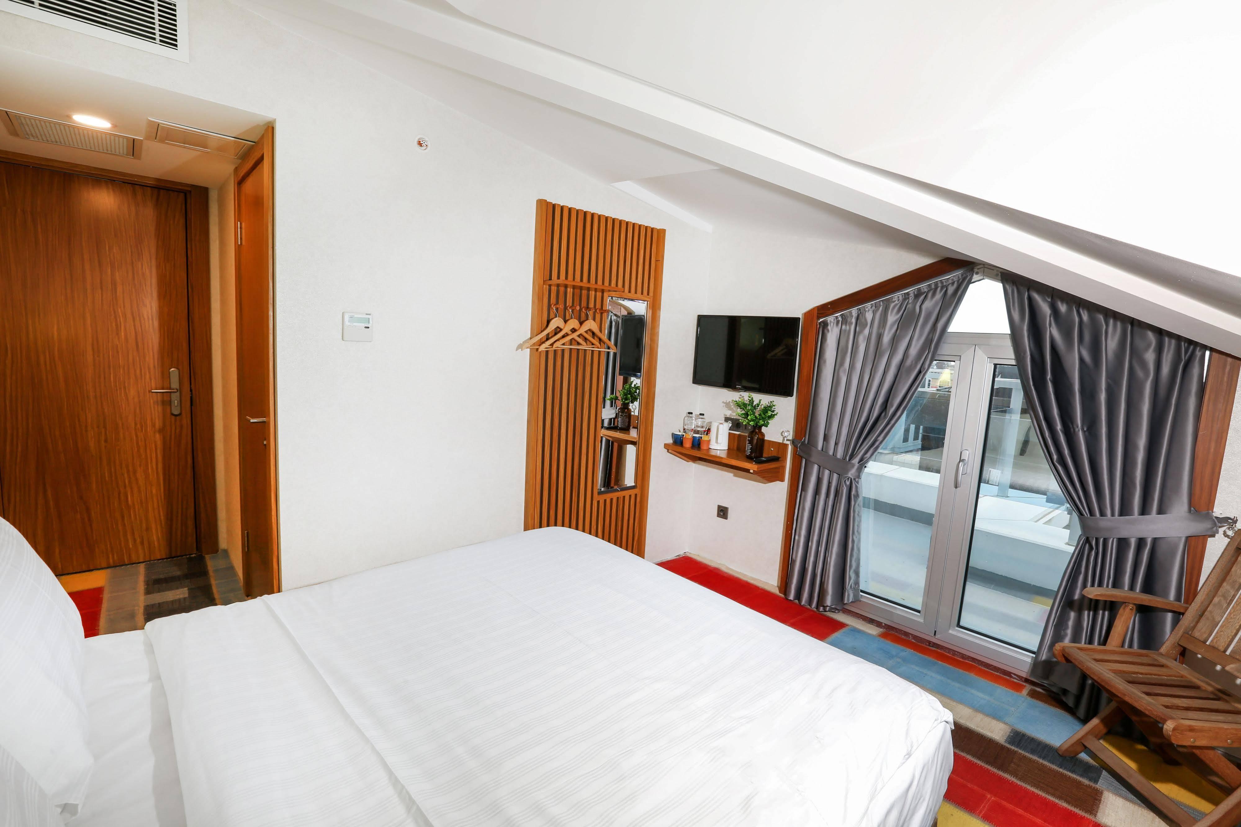 Discovery Hotel Istanbul Eksteriør billede